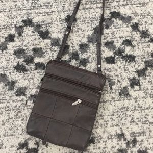 Brown leather crossbody bag